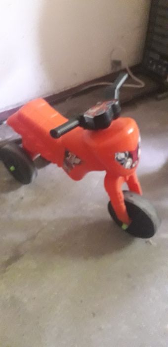 Tricicleta copii 2-4ani