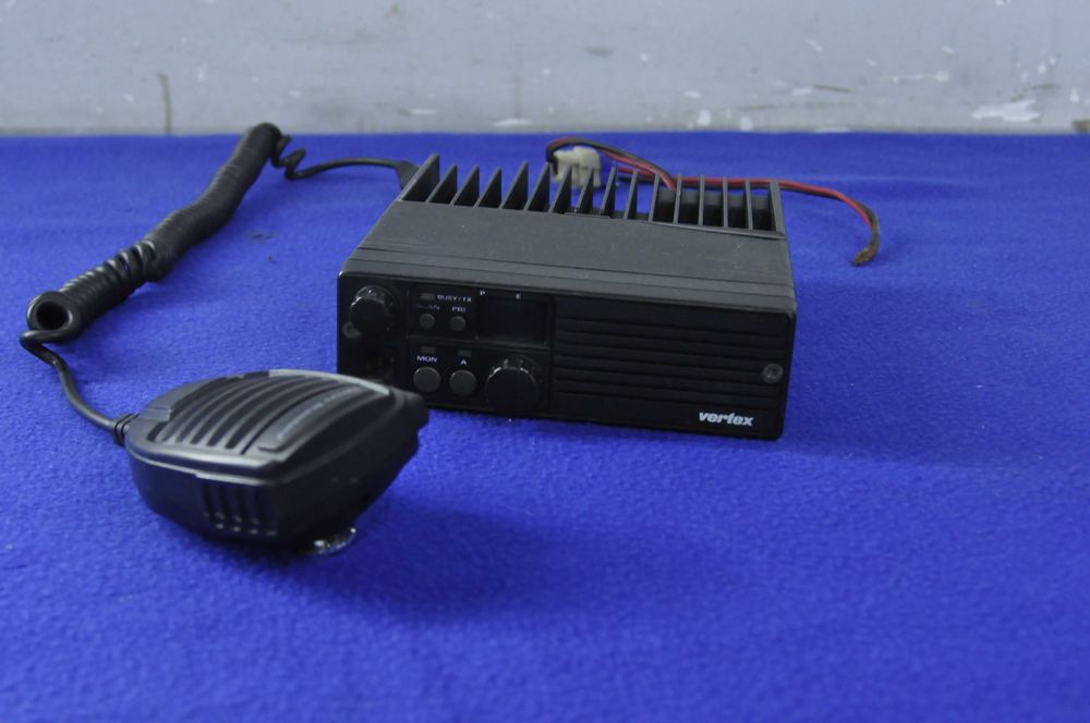 Рация профессиональная Vertex FTL-2011