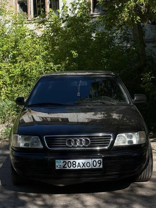 Продаю ауди а6 с4 2.6