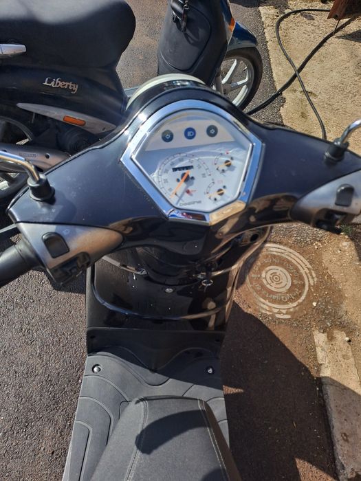 Скутерите са с документи