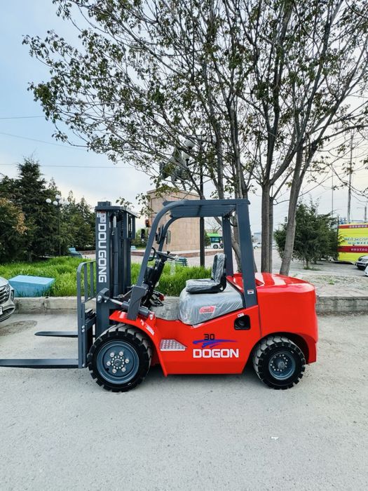 Погрузчик вилочный кара автокара