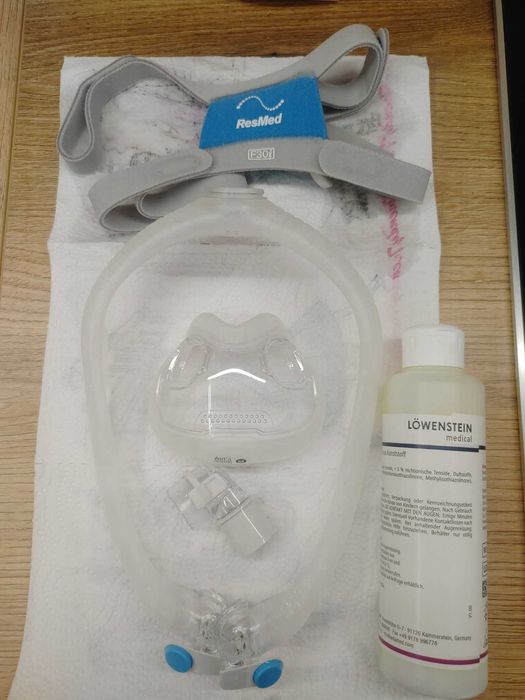 ResMed AirFit F30i