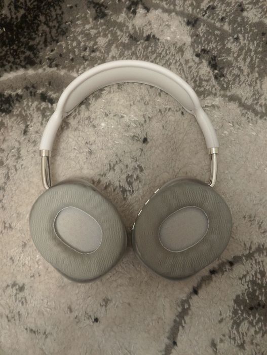 Наушники model P9