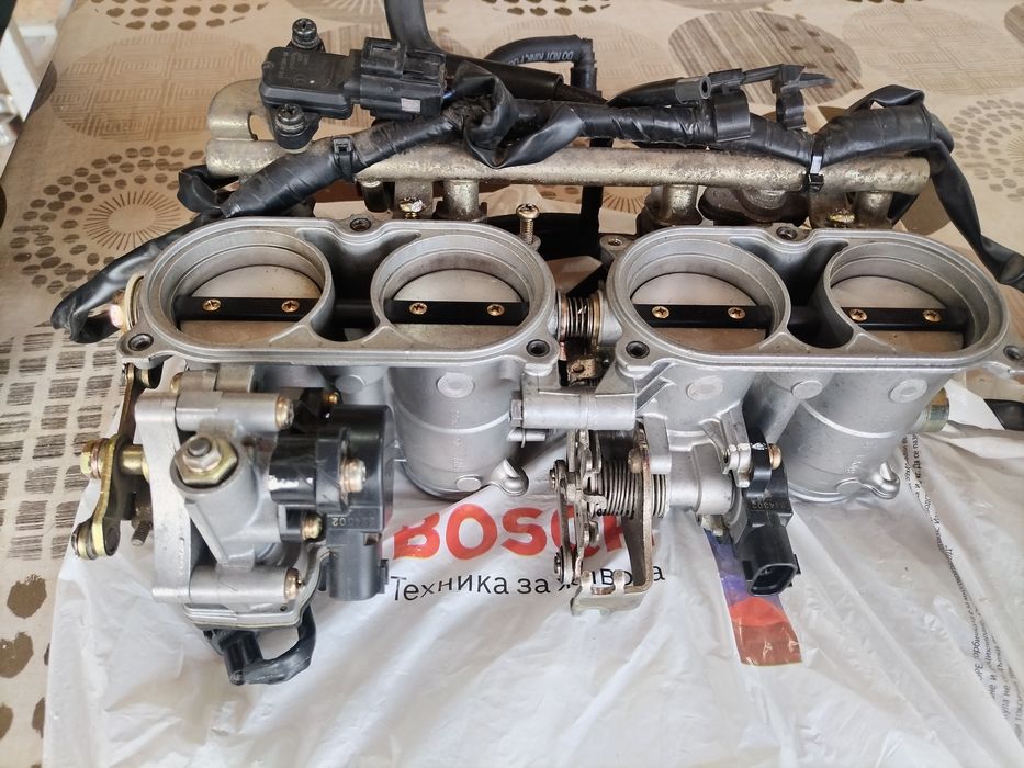 Инзекция за Yamaha r1 04/06г.