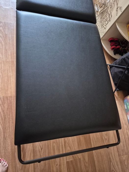 Продам кушетку . Новую .