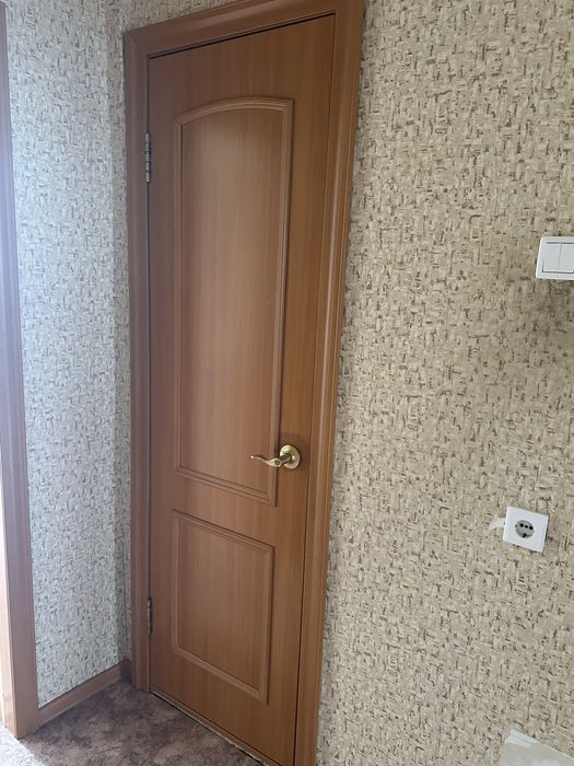 Продам межкомнатные двери