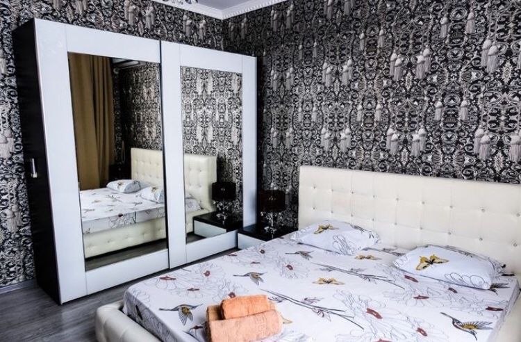 Актобе ПО ЧАСАМ. Квартира в центре.8 мкр.ХБК.101.12 мкр. 11 мкр. Батыс