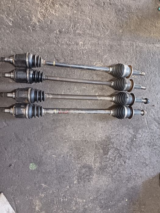 Задние привода на Лексус  RX 350 из Японии в оригинале.