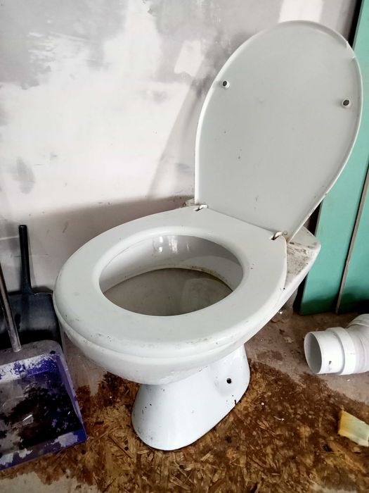 Унитаз умывальник б/у