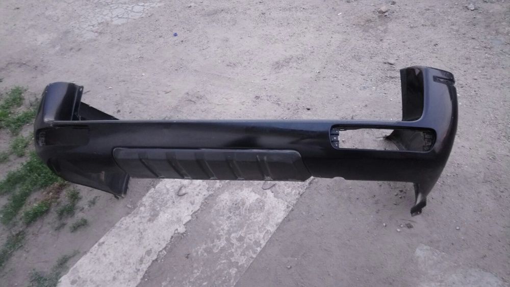 Бампер задний Mitsubishi Pajero