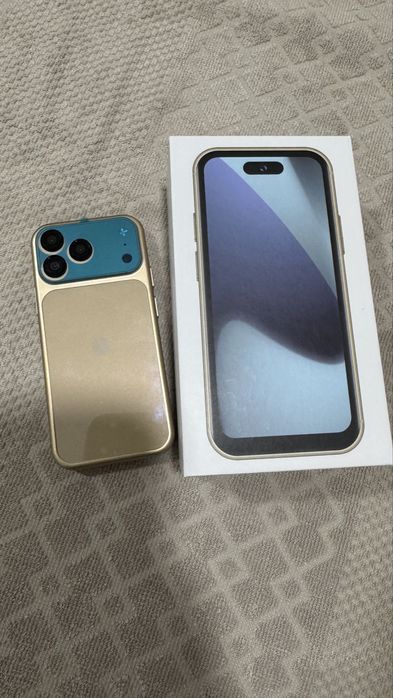 Продам новый мини Айфон 17 про макс