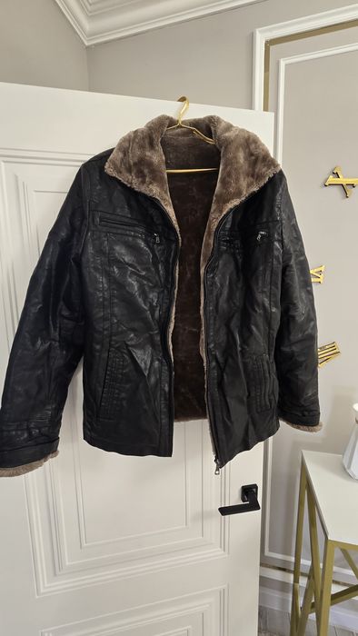 Продам мужской куртка 5000т