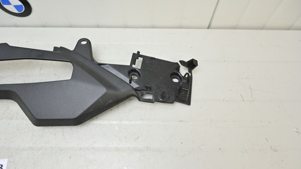 Plastic Trim Codita Spate Dreapta BMW S1000XR K69 2020 - 2025