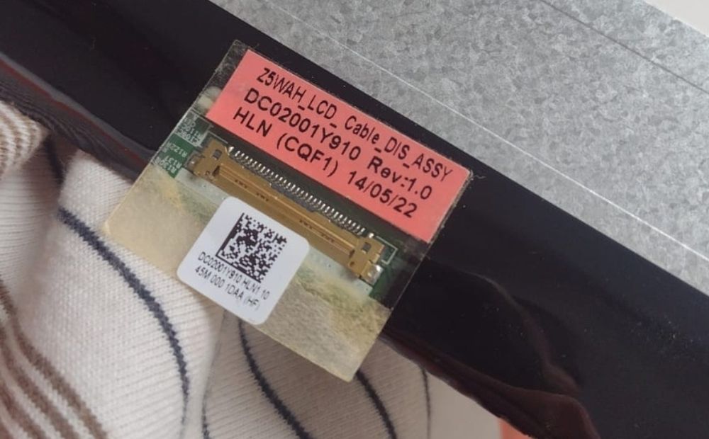 Display laptop 15.6 inch slim 30 pini 1366 x 768