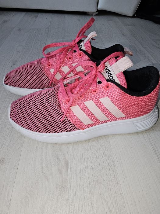 Adidasi roz marime 34