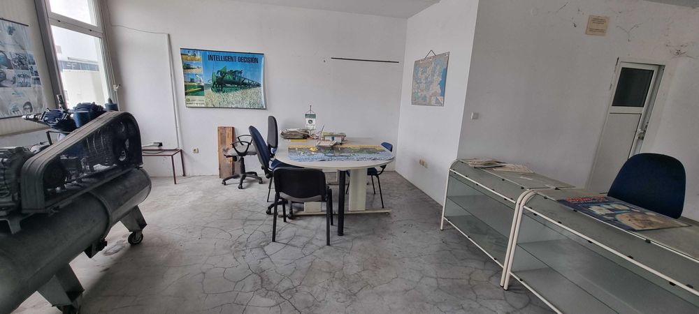 Дава се под наем Склад в Разград, Промишлена зона - Изток - 600 кв.м за 1836 € - Снимка #2