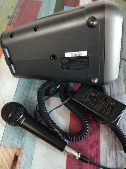 Microfon nou profesional