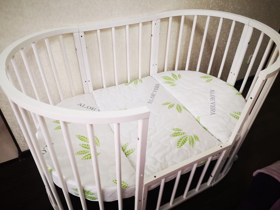 Кровать трансформер с маятником