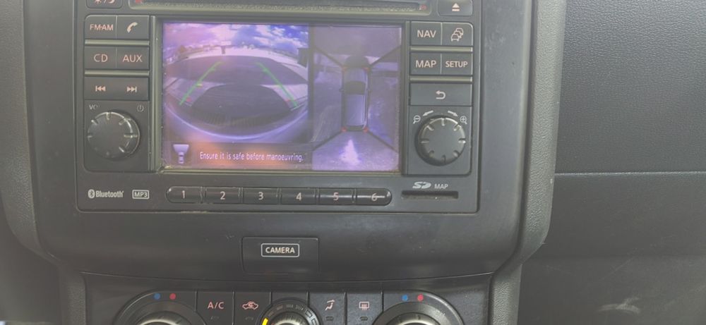 Nissan qashqai anul 2012..