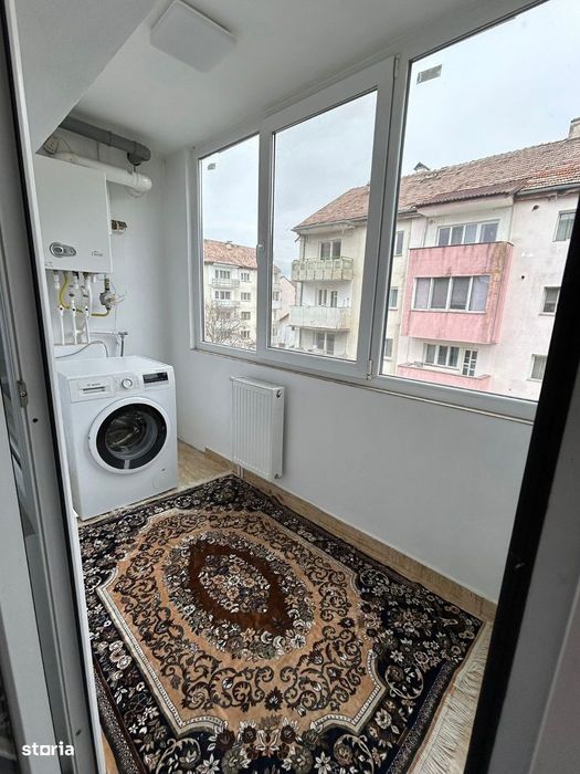Proprietar închiriez ap.2 camere, Ion Minulescu, balcon închis