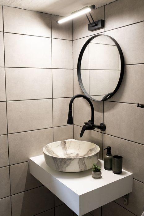 Дава се под наем Къща в с. Лешниково, Област Хасково - 140 кв.м за 550 € - Снимка #22