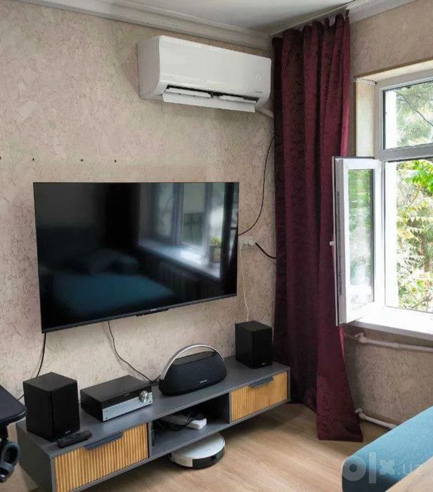 Продажа! Метро Космонавтов 1/3/3/-27кв.м