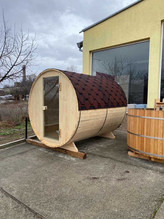 Външна сауна с печка на дърва