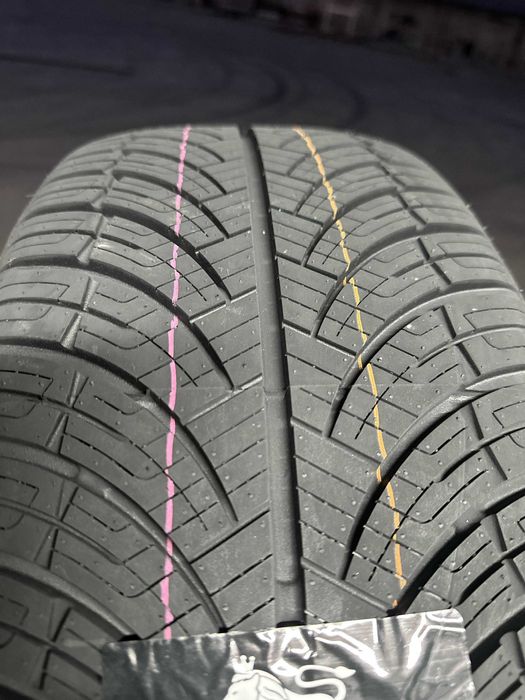 Всесезонен Спорт Пакет ARIVO 235/45R19 99W XL 255/40R19 100W XL