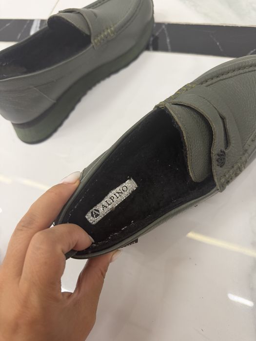 Продам утепленные лоферы на осень