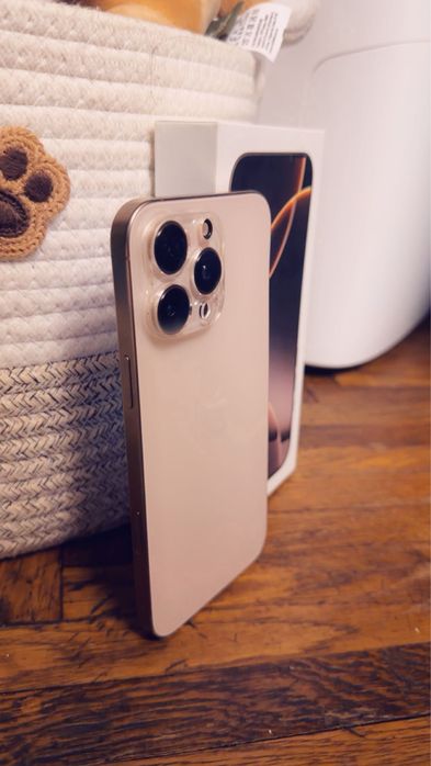 Iphone 16 pro Max - 256 G - Desert Titanium - stare perfecta