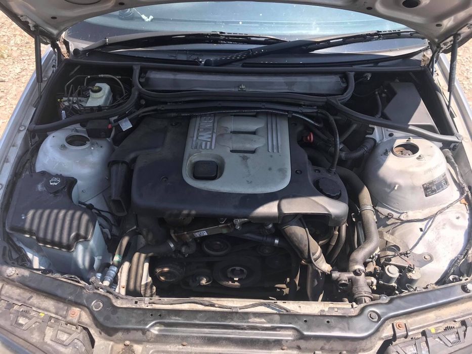 Бмв bmw e46 320д седан части фейс 6ск ръчка