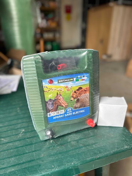 Generator de impulsuri 25 Joule  Britmann pt gard electric animale