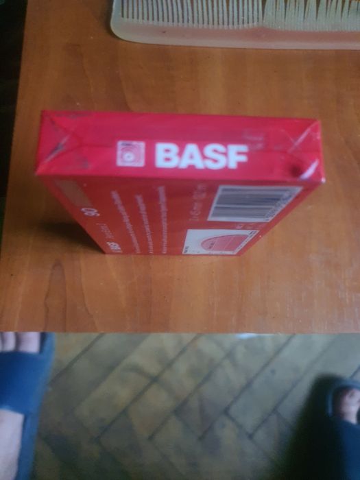 se vinde casetă BASF 90 ferro extra 1