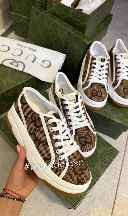 Adidasi Gucci marimea 40