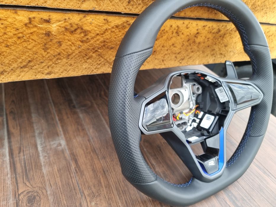 Volan golf 8 R r-line