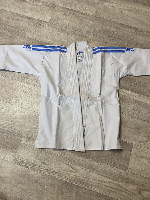 Продам  кимоно разного вида