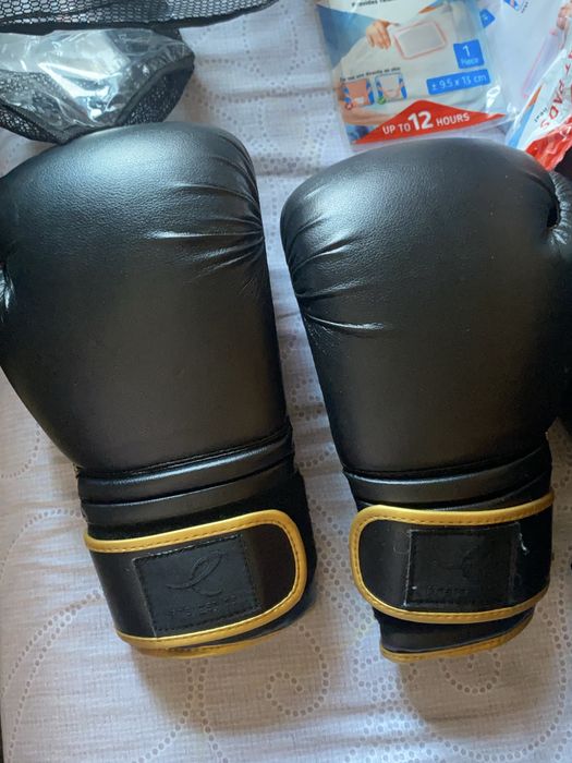 Manusi de box marimea 12 oz din inter sport