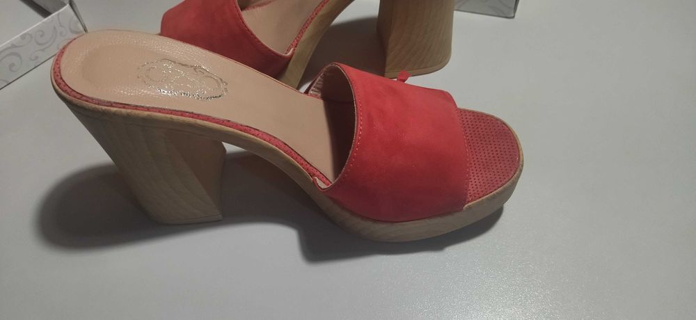 Босоножки Osso (красные)