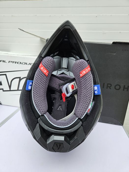 Airoh aviator 3 размер XL