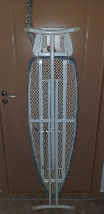 Masă de călcat solidă