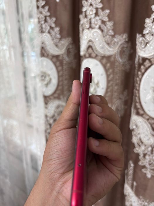 IPhone XR в идеальном состоянии