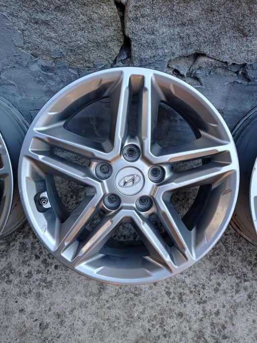 16 5x114.3 HYUNDAI Оригинални-Внос то Австрия
