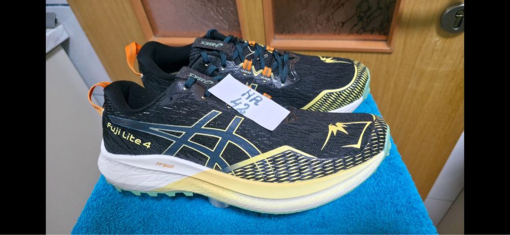 Vând Adidasi Originali Mai Multe Mărci