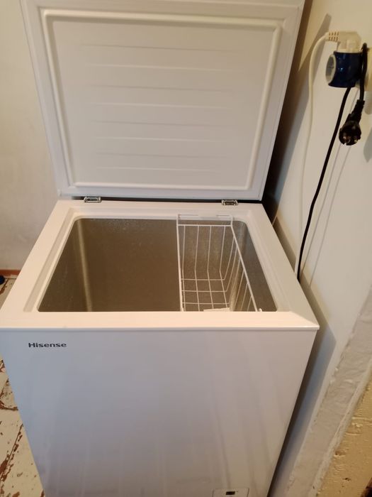Морозильник Hisense