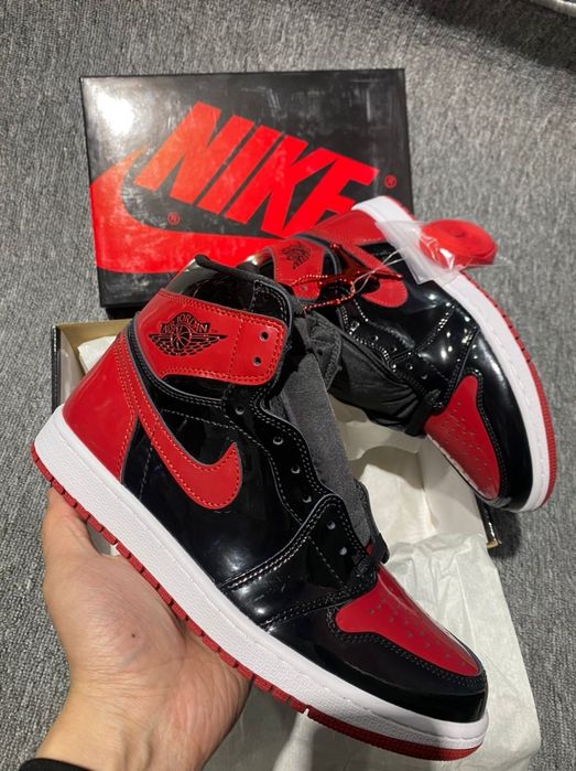 Air Jordan 1 Retro High OG ,,Bred Patent"