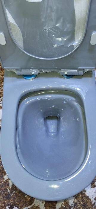 Продам новый унитаз