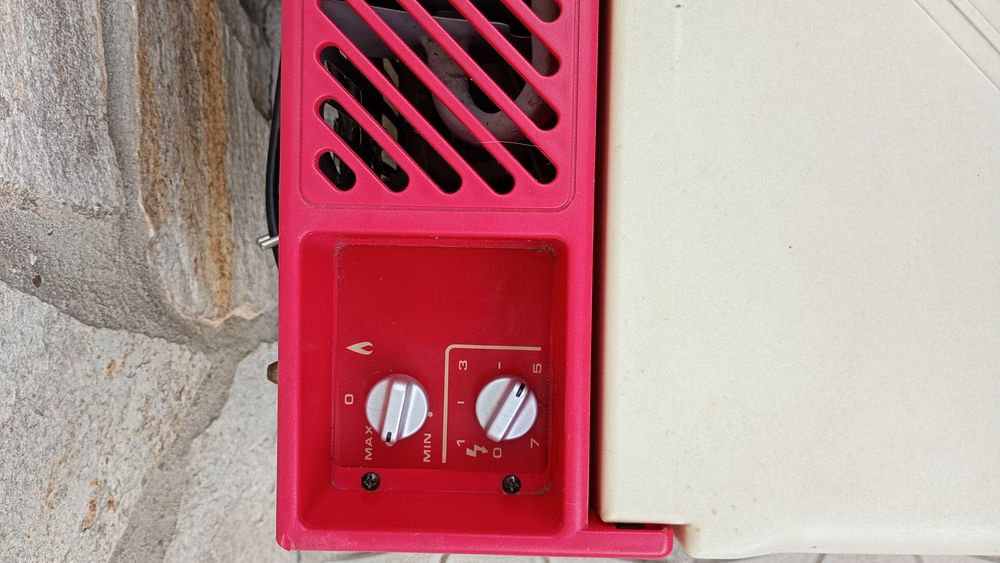 хладилна чанта на гас ,220v и 12v