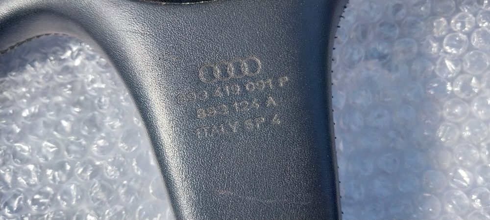 Руль Ауди Б3 Б4 С3 С4 Audi Рулевая Колонка