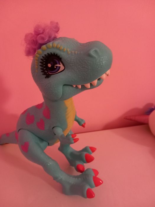 Динозавърчето Тити