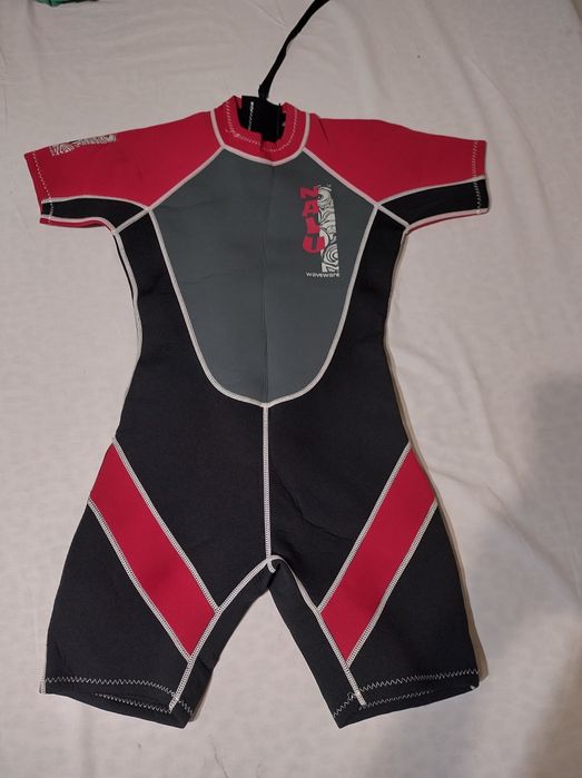 Неопренов костюм